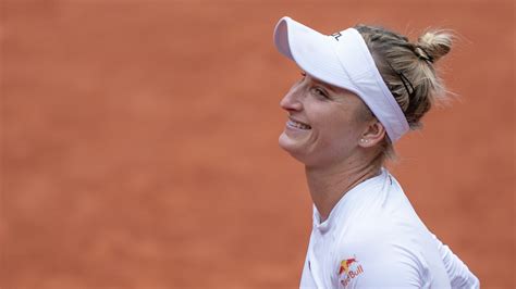 marketa vondrousova nipples|Wimbledon champion Vondrousova retires with injury in Berlin; .